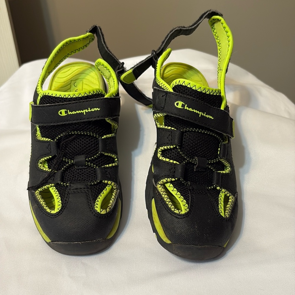 Youth Champion sandals